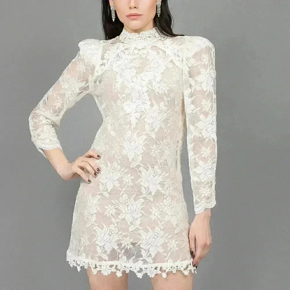 Vintage Short Sheer Lace Wedding Dress Small Long Sleeve Mock Neck‎ Formal Dress